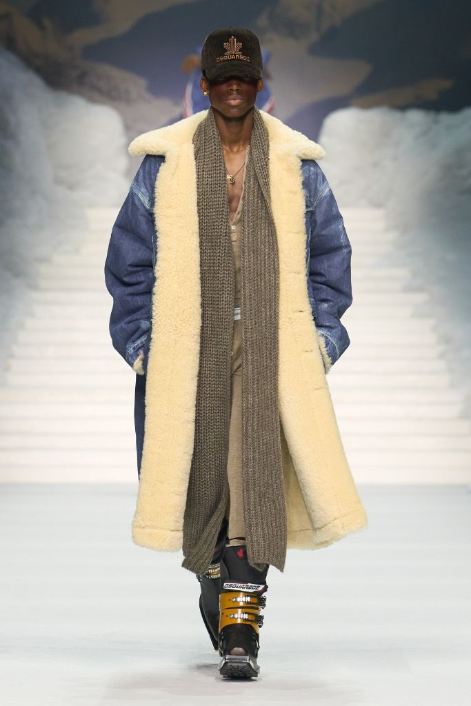 DSQUARED2の90年代風URBANウィンドブレーカー Dsquared2 Fall/Winter 2026 collection is high fashion Canadiana