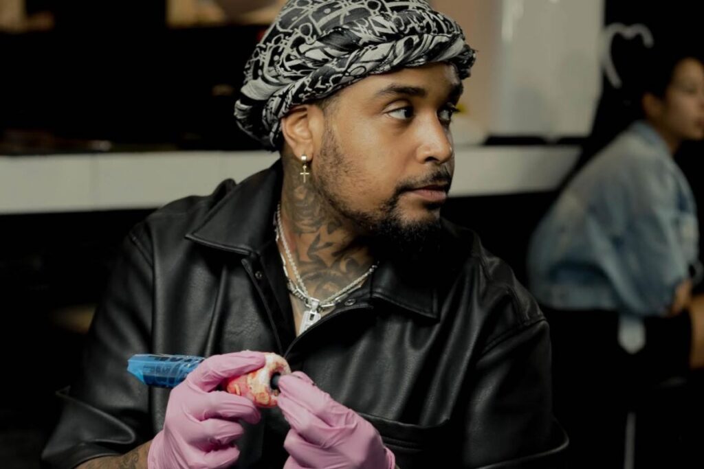 ENTREPRENEUR PROFILE:RASHAUN COLLINS, FOUNDER AND HEAD TATTOO ARTIST AT ILLUSTRATIVE.TO toronto tattoo shop